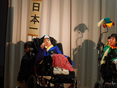 肢体小7_ももたろうも剣を投げつけがんばりました！