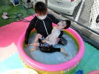 冷たくて気持ちいいなあ